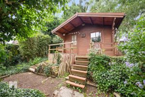 Log Cabin- click for photo gallery